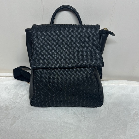 Moda Luxe Black Weaved  Backpack - Picture 1 of 13